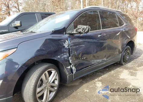 2018 Chevrolet Equinox Premier z USA, uszkodzony, nr VIN 3GNAXNEX6JS636779